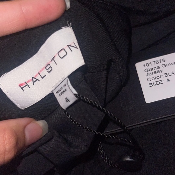 NEW‼️ Halston Heritage Jersey Gown - Picture 5 of 5